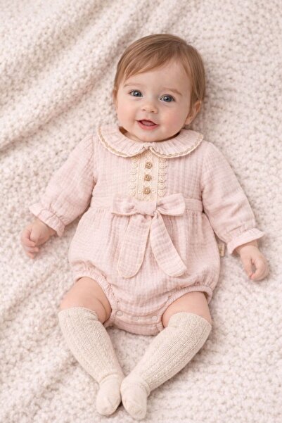 bebekstra Kız Bebek Çoraplı 4 Kat Müslin Romper