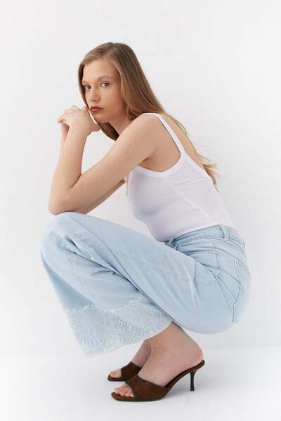 MARKALİSTE Ψηλόμεσο τζιν παντελόνι με φαρδιά μπατζάκια Δαντέλα τεμαχίων, ανοι...