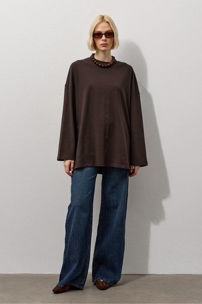 Molene Tricou de bază cu mânecă lungă, croială oversize, maro