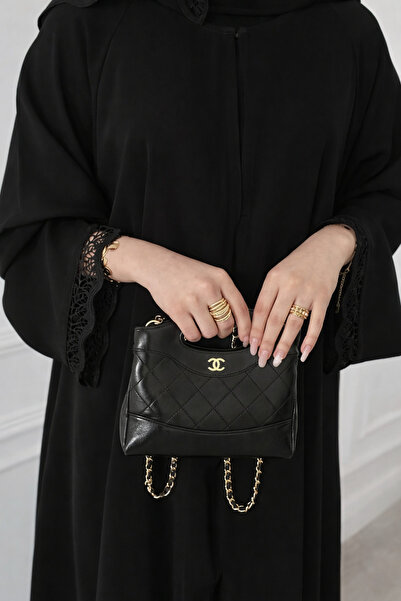 Karmen Black crepe abaya with a quarter-circle cut – a luxurious Saudi abaya ...