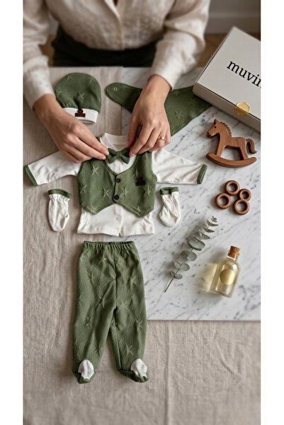 Erkek Bebek Yıldız Desenli Waffle 5'li Hastane Çıkışı Papyonlu Smokin Tarz Pamuklu Hediye Seti