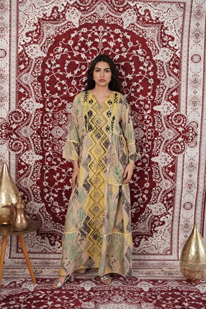 AFandina Elegant classic jalabiya - with a modern style and sophisticated taste