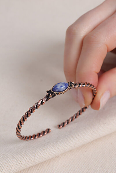 Süspüs Accessories Adjustable Twisted Copper Bracelet with Sodolite Stone
