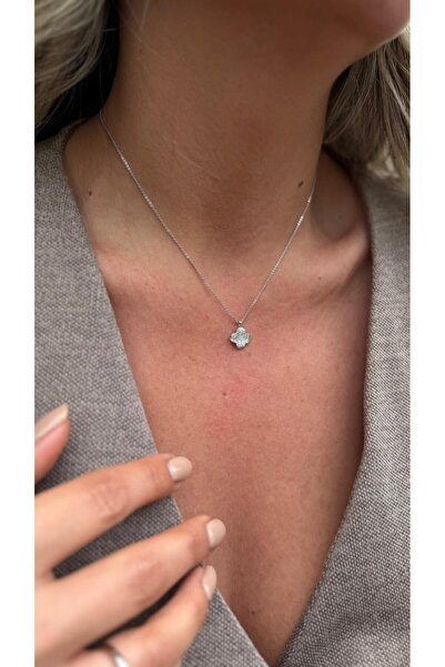 Velsha Çelik Gümüş Rengi Zirkon Taşlı Yonca Kolye