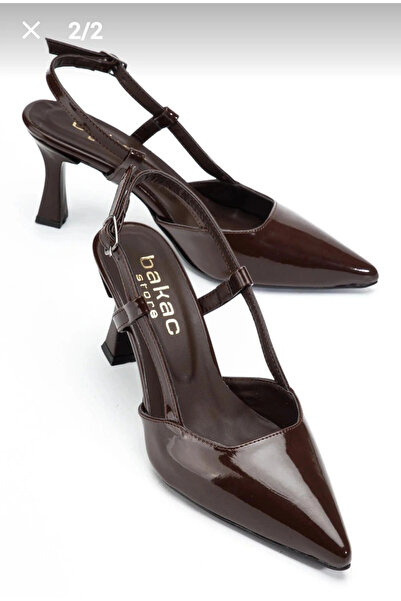 hibiscus Hoost Brown Patent Leather Heeled Shoes