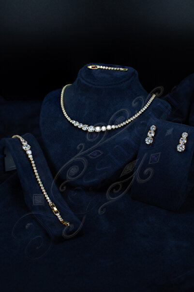 MOSSMOUR Pırlanta Montür Gold Su Yolu Takı Seti / 2026 Demi-Fine Özel Serisi