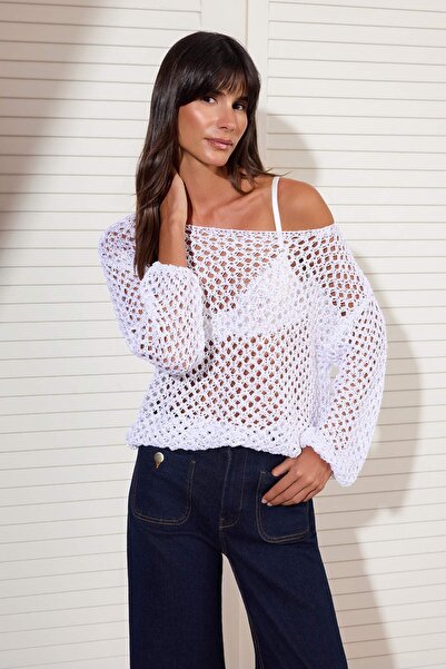 Trendyol Collection Srebrni pulover od pletenog materijala sa šljokicama i ot...