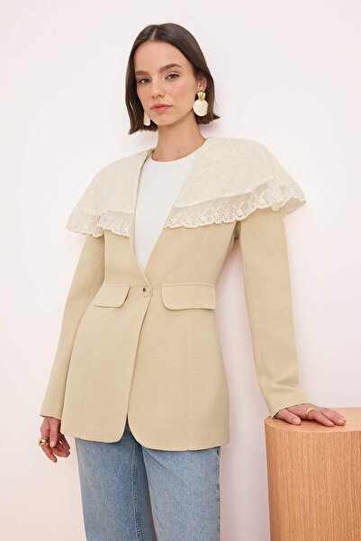 Trendyol Modest Bež redovna platnena čipka. Cape Detaljan TCTSS26CK00003