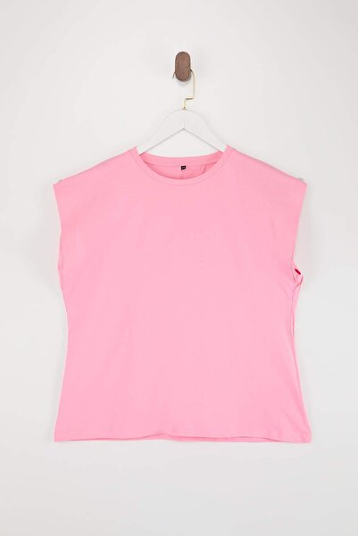 Trendyol Curve Ružičasta 100% pamučna podstavljena majica sa okruglim izrezom...