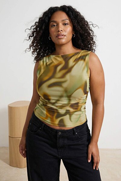 Trendyol Curve Πράσινη μπλούζα με λαιμόκοψη αμάνικη από τούλι πλεκτή μεγάλου ...