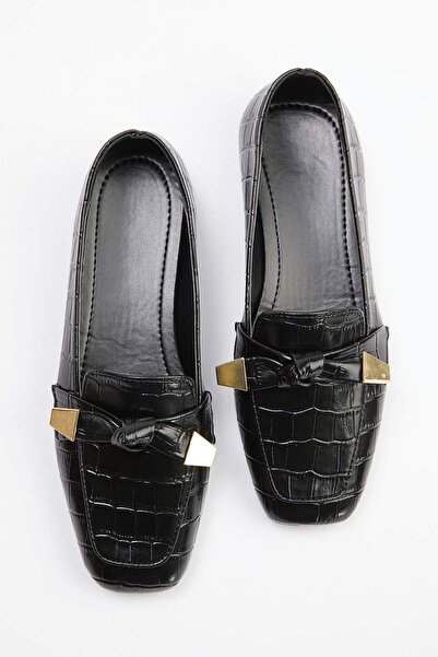 TRENDYOL SHOES Pantofi negri pentru femei TAKAW26LA00012