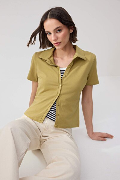 Trendyol Collection Wardrobe Essentials-Light Khaki Fitted/Grapefruit Buttone...