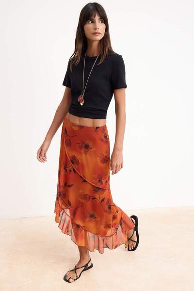 Trendyol Collection Multi-Colored Floral A-Line/A Bell Shape Regular Waist Tu...