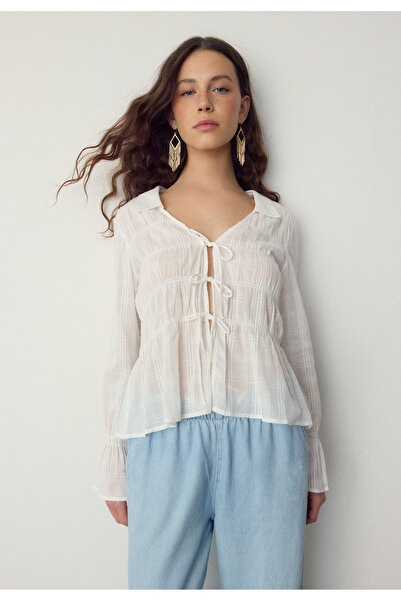 Stradivarius قميص ضيق معقود