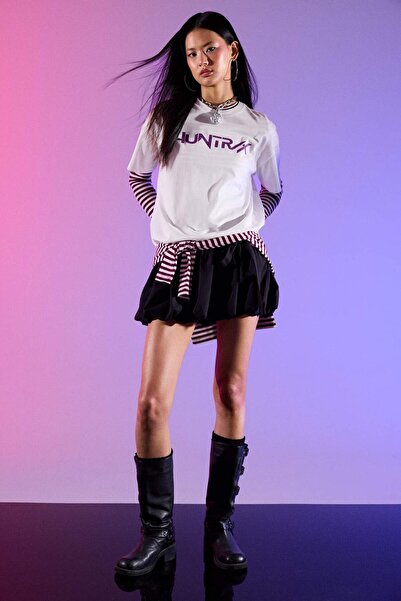 DeFacto Μίνι φούστα με κανονική μέση γραμμή και λεπτομέρεια μπαλόνι G7870AX26SP