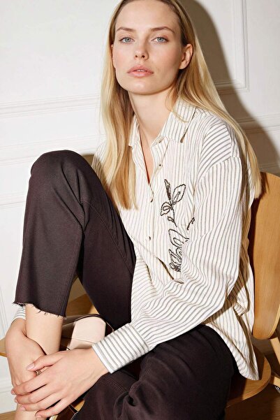 DeFacto Релакс риза с прилепваща яка и дълъг ръкав G9132AX26SP