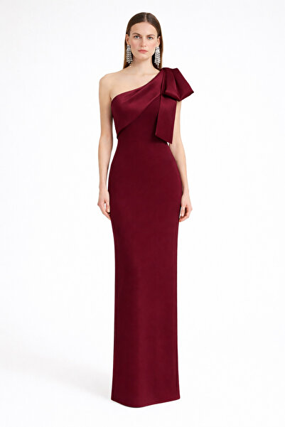 TARA COŞKUNTUNCEL Tek Omuz Saten Fiyonk Detaylı Krep Maxi Abiye Elbise