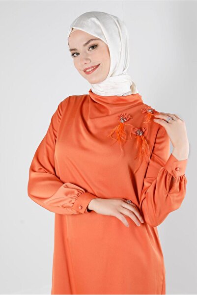 Alvina Tunica din Satin - Cu Accesorii Flori, Model 43515