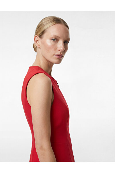 Koton Crew Neck Sleeveless Zippered Viscose Blend Vest