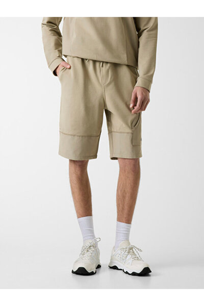 Guess شورت غوستاف للرجال ذو قصة عادية