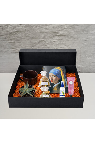 Cihania Store Kadınlara Özel Hediye Kutusu – Ajanda, El Kremi, Çiçek, Kolonya...