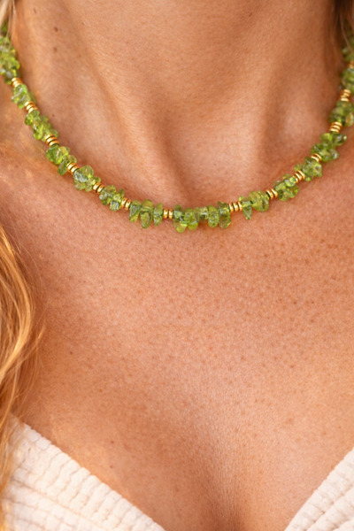 By Song Aksesuar قلادة من حجر الزبرجد الطبيعي من زيبيرسيد