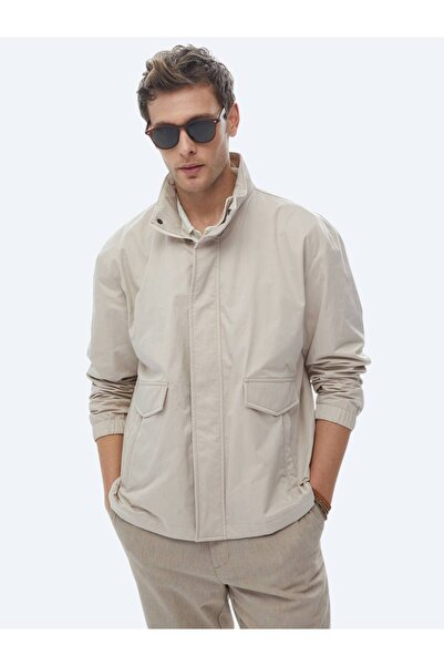 Kip Palton casual țesut cu guler înalt, oversize, bej