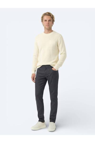 Kip Black Woven Regular Fit Casual Cotton Blended Trousers