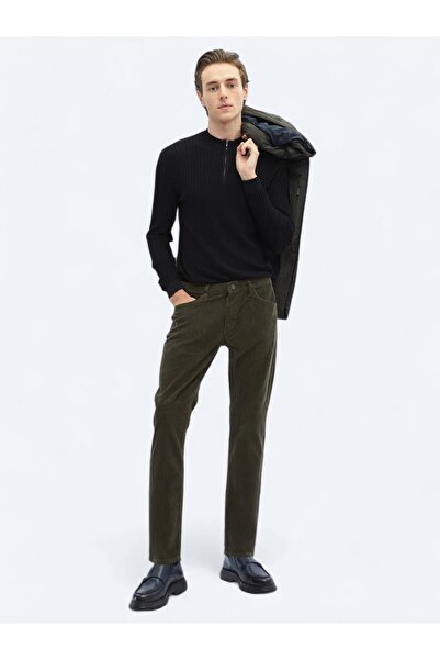 Kip Pantaloni slim din catifea țesute kaki, în amestec de bumbac