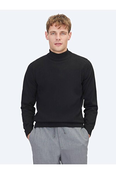 Kip Crni pulover sa polu-rolkama od običnog pletiva