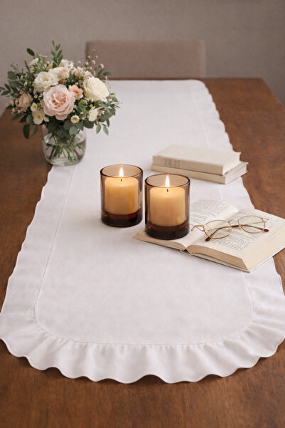 ÇIQRIK HOME Fırfırlı Vintage Beyaz Runner Ranır 40x110 Cm