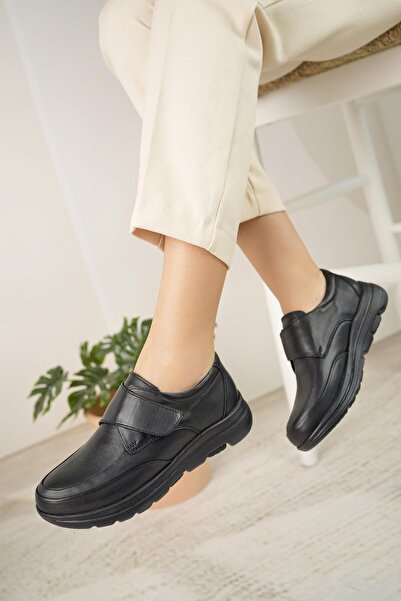 FOREX 1029 Pantofi anatomici pentru femei cu velcro din piele naturală neagră