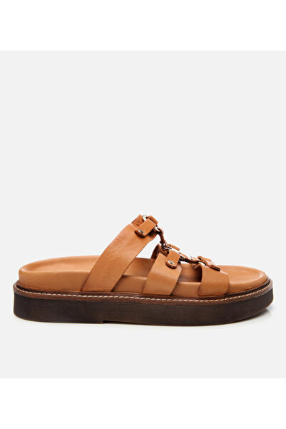 Hotiç Γυναικείες δερμάτινες φλατ παντόφλες με αγκράφα