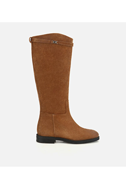 Hotiç Kadın Süet Deri Taba Kemer Detaylı Düz Çizme