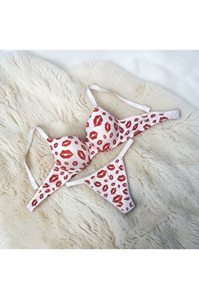 CLOVER JEWELRY Kiss Padded Underwire Lip Patterned Bra Set-Kiss Bra Set