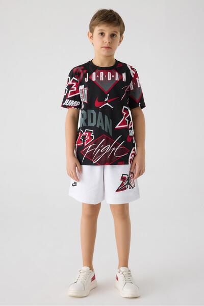 Nike Μαύρο μπλουζάκι BG Store Boy