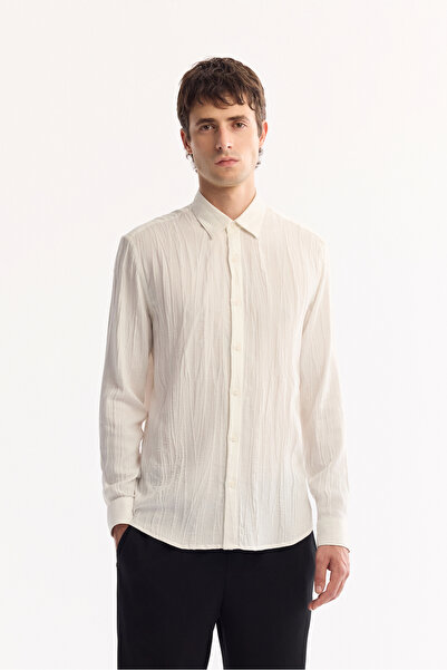 Avva Men's White Button-Down Collar Cotton Soft Touch Textured Regular Fit Sh...