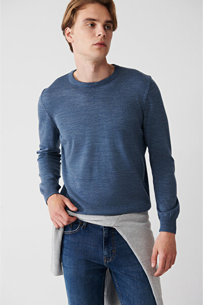 Avva Men's Indigo Crew Neck Non-Pilling Knitwear Sweater E 005000