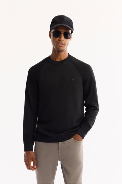 Avva Ανδρικό πουλόβερ με λαιμόκοψη με υφή, κανονική εφαρμογή, μαύρο πλεκτό πο...