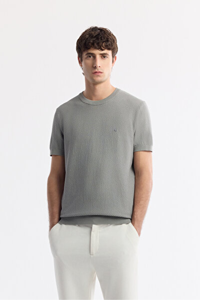 Avva Muška siva okrugla kragna Sa dodatkom viskoze pletenina standardnog kroj...