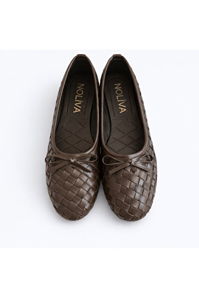 Women's Bitter Coffee Faux Leather Textured Knitted Pattern Bowtie Flats