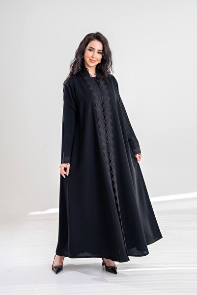 Al Afnan Boutique An elegant and attractive abaya made of deep black cobra Cr...