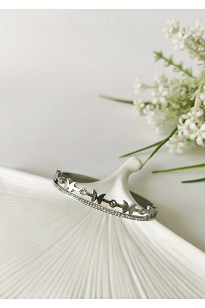 Halley Concept Butterfly Women's Steel Handcuff Bracelet