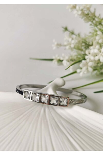 Halley Concept Women's Steel Cuff Bracelet