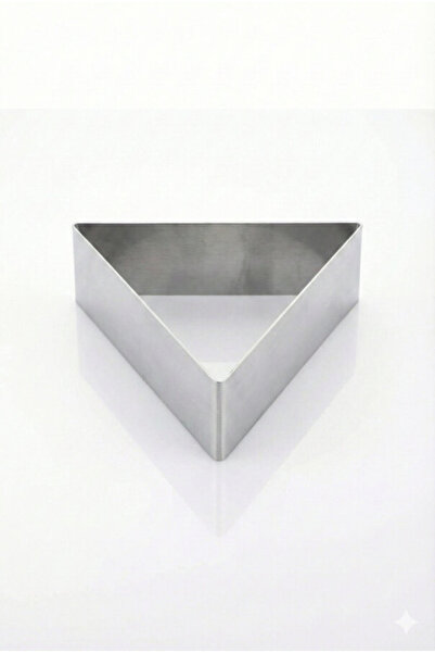 dinckitchen Pandispanya Pasta Kek Kalıbı Puntalı Üçgen H2,5 19 cm