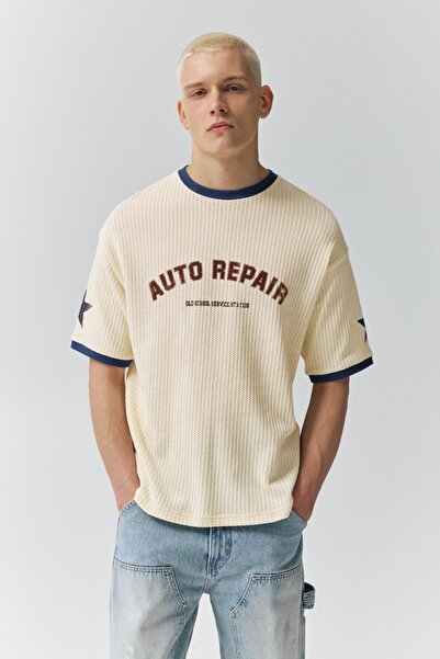 Pull & Bear Grafik desenli kısa kollu süveter