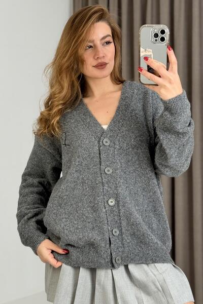 Raneel Kazançlı Alışveriş كارديجان نسائي واسع من التريكو بأزرار بلون الأنثراسايت