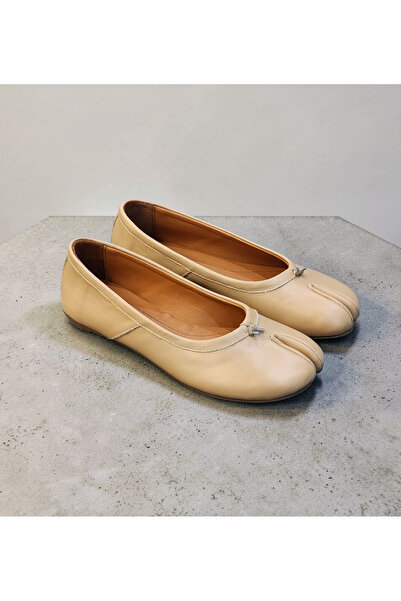 Ega ayakkabı حذاء باليه نسائي من الجلد الطبيعي