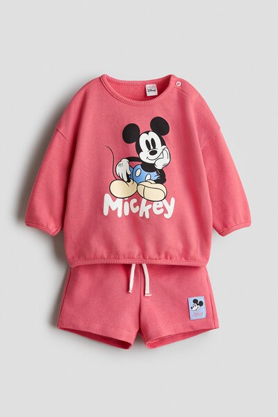 H&M Sweatshirt ve Şort İçeren 2 Parçalı Set