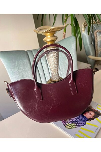 bag موديل نسائي على شكل قارب يدوي و حقيبة كتف